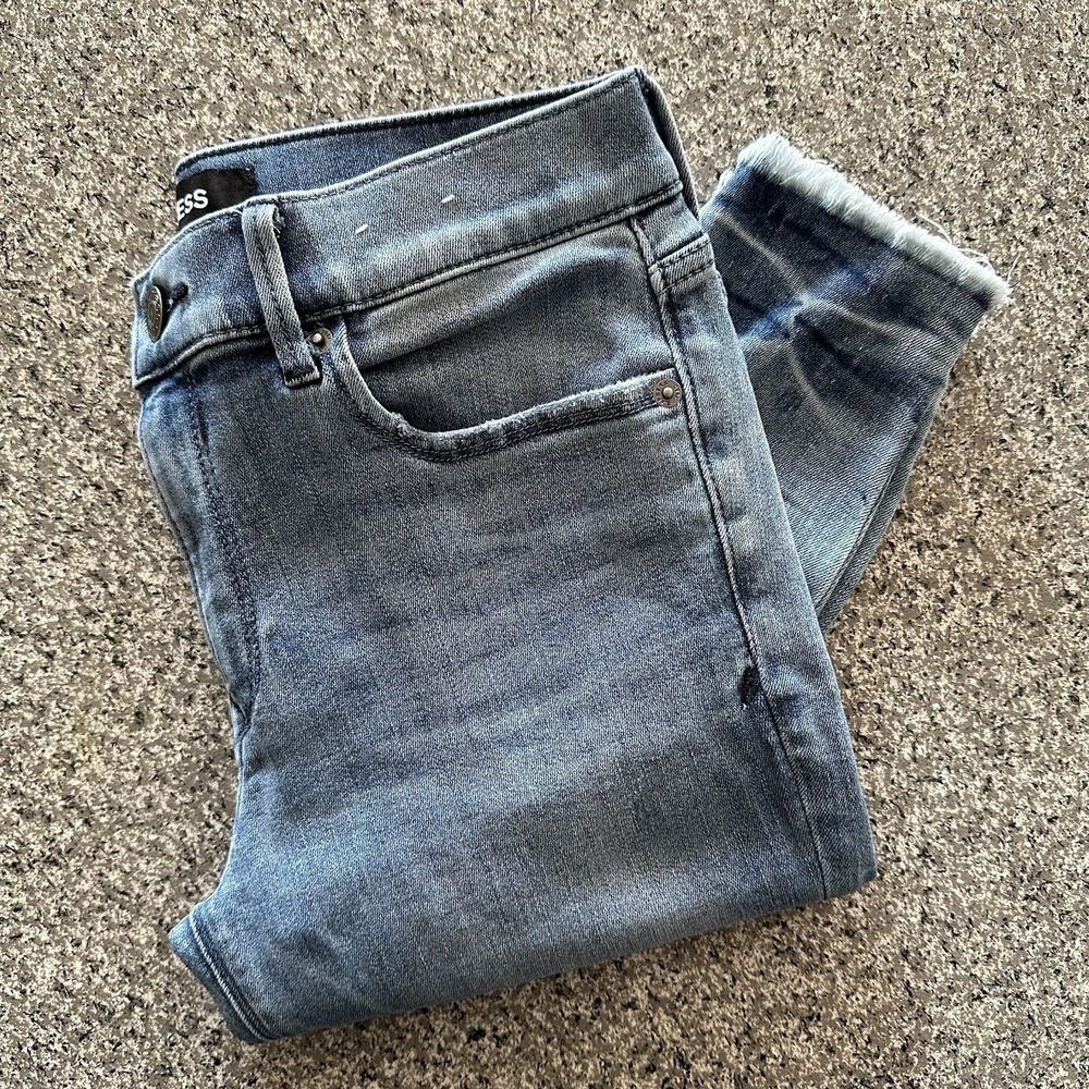 Express‎ Jeans Womens 6 28x26 Mid Rise Cropped Legging Stretch Denim Raw Hem